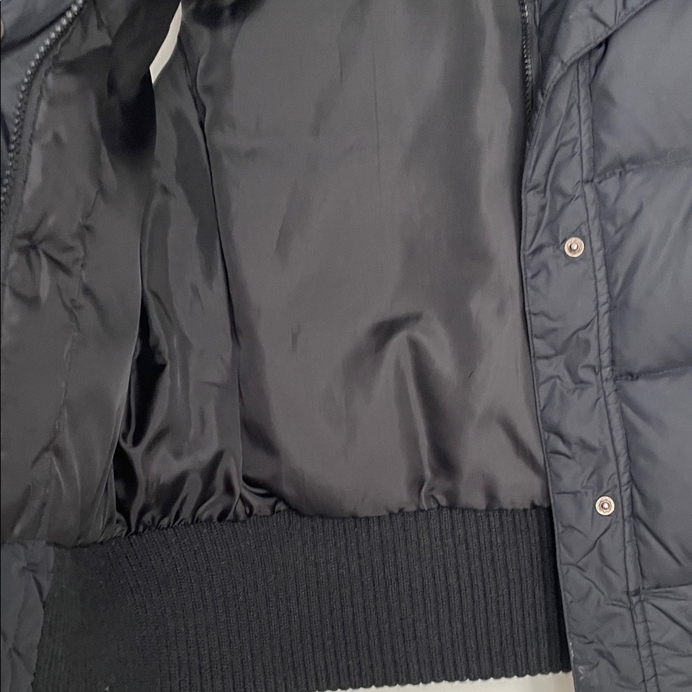 Forever 21 Black Puffer Vest - Picture 3 of 6